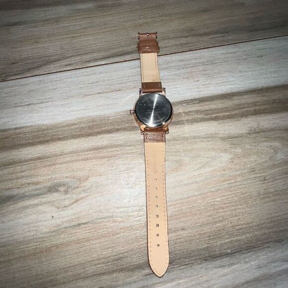 Rose gold Wristwatch Women’s  Japan Movement Tested Added New Battery Brown Band - Picture 8 of 8